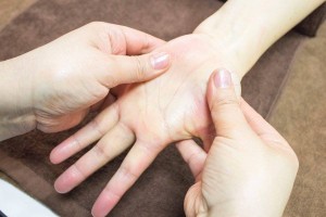 ハンドトリートメント1